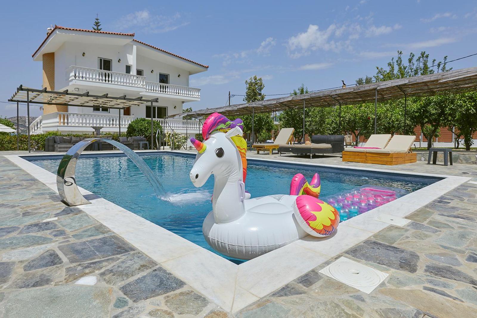 Villa Mairi - 2 Private Pools & Game Room Near Athens Salamine Extérieur photo