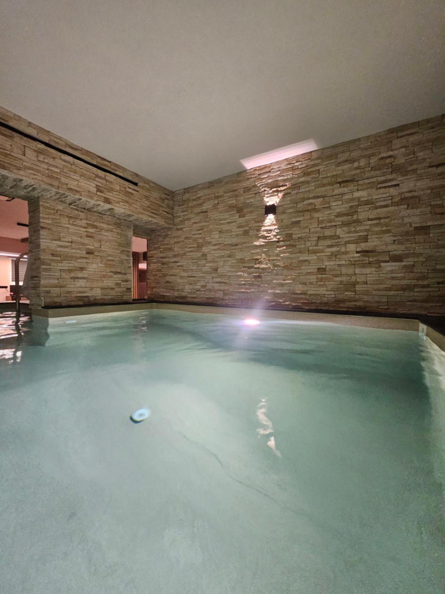 Villa Mairi - 2 Private Pools & Game Room Near Athens Salamine Extérieur photo